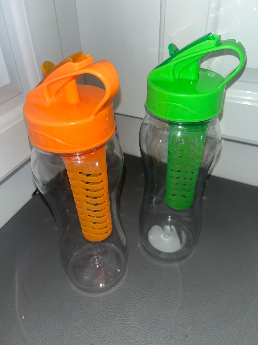 Plastic Infuser Water Bottle Set